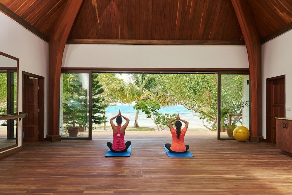 Hatchet Caye Island Resort (Adults Only) Placencia Buitenkant foto
