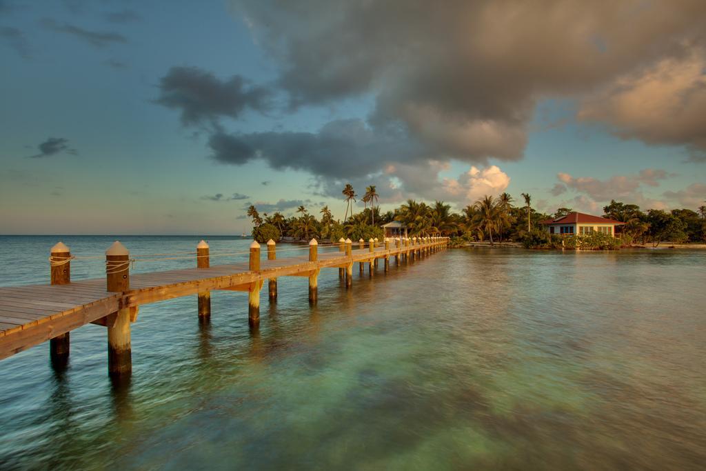 Hatchet Caye Island Resort (Adults Only) Placencia Buitenkant foto